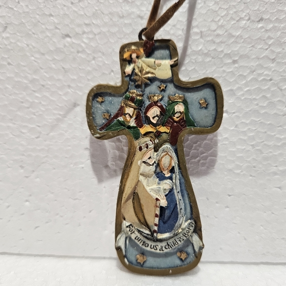 Nativity Cross Ornament - Picture 6 of 6